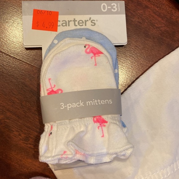 Newborn BUNDLE includes Carters Top NWT, 2 mittens, booties, and dress - Picture 3 of 6